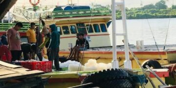 Yang Berbeda dari Pelelangan Ikan Jembatan Barombong