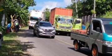 Sempat Sebabkan Macet Panjang, Truk Bermuatan Beras Bulog yang Mogok di Sidrap Berhasil Dievakuasi