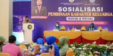 Sosialisasi Pembinaan Karakter Keluarga, Staf Ahli PKK Sulsel Harap Kader PKK Selalu Cermati Isu