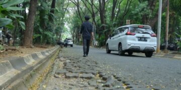Pedestrian Kantor Gubernur Sulsel Banyak Terbongkar, Amson: Perbaikan Terakhir 10 Tahun Lalu