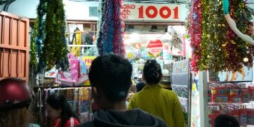 Tahun Ajaran Baru, Toko 1001 Ramai Hingga Malam, Jukir Juga Ketiban Untung