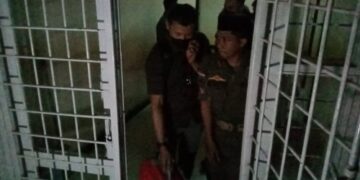 Geledah Kantor Dinas PUTR Sulsel, KPK Sita Dua Koper