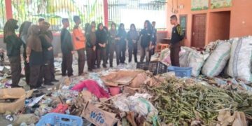 Sosialisasi Bank Sampah, Siswa SMAN 8 Pinrang: Selama Ini Kalau Ada Sampah Dibakar