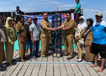 Gubernur Sulsel Selamatkan Ekosistem Laut  dengan Bentuk Apartemen Ikan