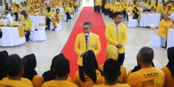 Taufan Pawe Lantik Pengurus Golkar Barru, Mudassir: Taufan Pawe Gubernurku Airlangga Presidenku