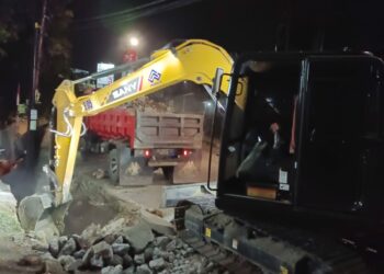 Rekonstruksi Jalan Provinsi Ruas Antang Raya Memasuki Tahap Pembongkaran Saluran