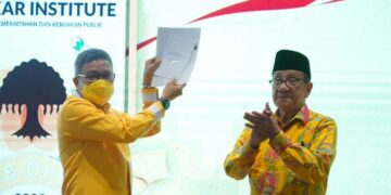 HUT ke-77 Akbar Tandjung, Taufan Pawe Nilai Sosok Panutan Politisi Indonesia
