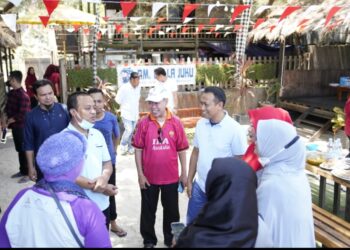 Andi Sudirman Minta Pembangunan Tanggul Penahan Abrasi di Takalar Segera  Direalisasikan