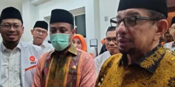 “Lirikan” Ketua Majelis Syura PKS Pada Andi Sudirman Sulaiman