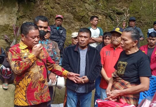 Bantuan bagi korban kebakaran di Dusun Paku, Kecamatan Kesu', Kabupaten Toraja Utara disalurkan melalui Dinsos Sulsel, Sabtu (6/8/2022)