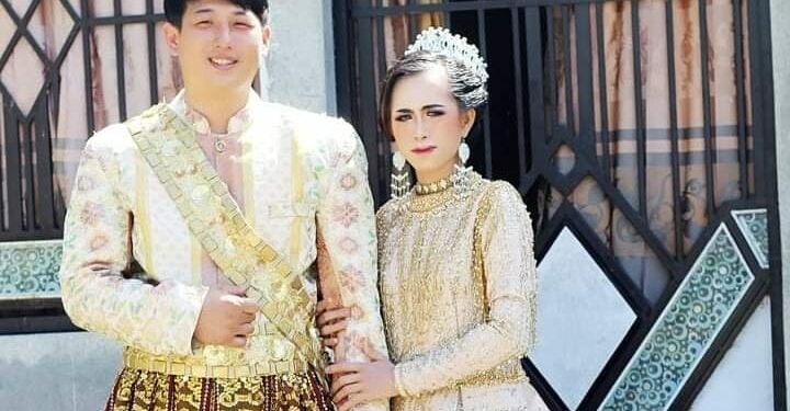 Pasangan pengantin beda negara, Lilis Karmila asal Enrekang dan Baek Kyeong Hyen (Korea Selatan)