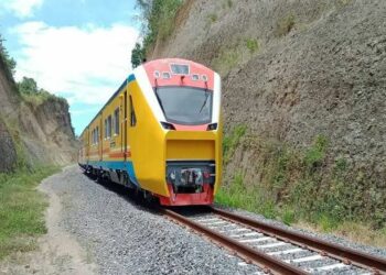 SK Penlok Rel KA Diserahkan, Tanggung Jawab Pemprov Rampung