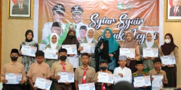 Tampilkan Para Juara, Erna Rasyid Taufan Tutup Kegiatan MAS Parepare “Syiar Syair Anak Negeri”