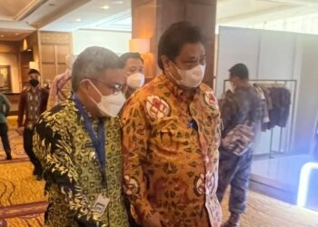 Jabat Ketua Tim Pengendalian Inflasi Pusat, Airlangga Hartarto Minta Taufan Pawe Kendalikan Inflasi di Parepare