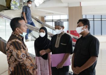 Anak Korban Ibu Gantung Diri di Pinrang Sampaikan Terima Kasih atas Bantuan Beasiswa Gubernur