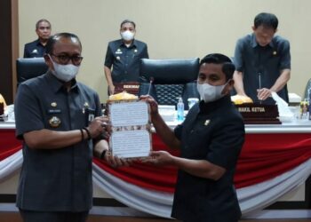 Pemkot Parepare Resmi Serahkan Dokumen KUA-PPAS APBD TA 2023 ke DPRD