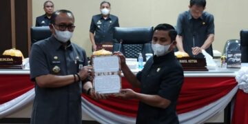 Pemkot Parepare Resmi Serahkan Dokumen KUA-PPAS APBD TA 2023 ke DPRD
