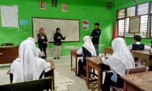 Cek Presensi Online, Tim Sekolah Ramah Anak Beri Pembinaan ke Tiga Sekolah