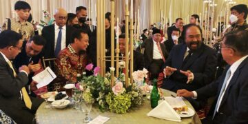Hadiri Pernikahan Putri Ketua Majelis Syura PKS, Andi Sudirman Berbincang Bersama Mantan Presiden dan Wapres