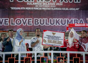 Ketua PRSI Sulsel Salut Gubernur Sulsel Beri Uang Pembinaan Ratusan Juta ke Atlet Berprestasi