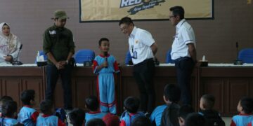 Siswa SD Negeri Galangan Kapal 2 Belajar Hemat Air di PDAM Makassar