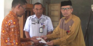 Musholla SMPN 2 Pinrang Direnovasi, Dananya dari Hasil Tabungan Guru dan Sumbangan Siswa