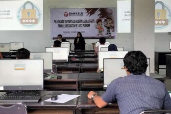 93 Pendaftar Panwaslu Kecamatan di Parepare Ikuti Tes Tulis