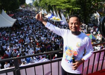 Puluhan Ribu Peserta Anti Mager, Susuri Jalan 3,53 KM