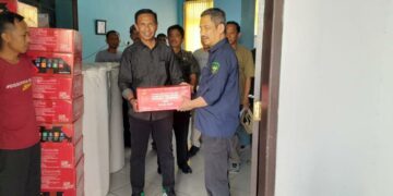 Gubernur Instruksikan Bantu Korban Banjir di Palopo, Dinsos Sulsel Salurkan 1 Ton Beras