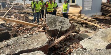 Kakanwil Kemenkumham Sulsel Beri Bantuan Korban Kecelakaan Kerja di LPKA Kelas II Maros