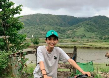 ESAI : Mengiris hati, Suka dan Duka di Balik Keindahan (2)