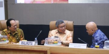 Kuliah Umum, Taufan Pawe Cerita Liku Sejarah Berdirinya ITH