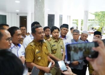 Gubernur Sulsel Teken UMP 2023, Naik 6,9 Persen Jadi Rp3.385.145