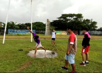 Atlet disabilitas Paralympic Pinrang latihan jelang persiapan Peparprov di Makassar.