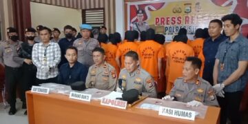 Satresnarkoba Polres Sidrap Endus Dos Bekas, Ternyata Berisi Ratusan Butir Pil Ekstasi