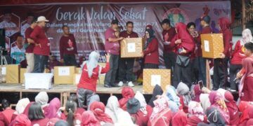 Lepas Jalan Santai HUT PGRI ke-77 dan HGN, Bupati Sidrap Ingatkan Ini