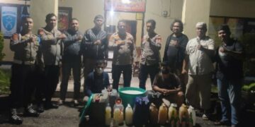 Jelang Tahun Baru, Polsek Maritengae Sidrap Amankan IRT dan Ratusan Liter Ballo