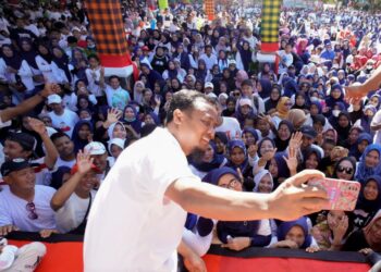 Diikuti 20 Ribu Lebih Peserta, Gubernur Andi Sudirman Disambut Hangat Warga Bantaeng