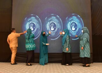 Launching Gerakan Keluarga Cerdas Teknologi Digital, Naoemi Berharap Ada Tindak Lanjut ke Desa-desa