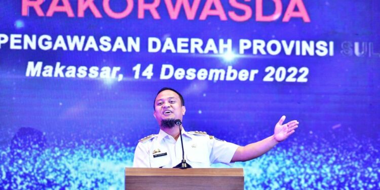 Gubernur Sulawesi Selatan Andi Sudirman Sulaiman, membuka secara resmi Rapat Koordinasi Pengawasan Daerah (Rakorwasda) Provinsi Sulawesi Selatan tahun 2022 di Hotel Claro Makassar, Rabu (14/12/2022).