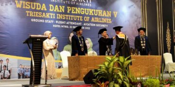 Triesakti Institute of Airlines Kukuhkan 74 Lulusan, Ini Harapan Para Wisudawan