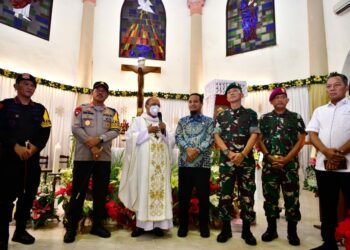 Gubernur Sulsel Cek Keamanan  Natal di Gereja Katedral dan Gereja Katolik Kristus Raja