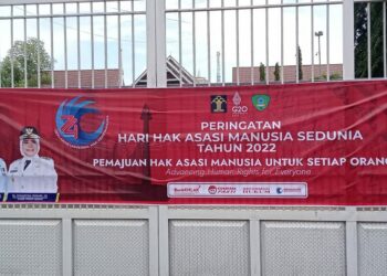 Sinergi Pemajuan HAM, Pemda se-Sulsel Kompak Bentangkan Spanduk Peringatan Hari HAM ke-74