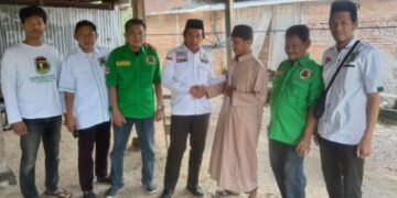 Belasan Rumah Rusak Diterjang Angin Kencang di Baranti, H.Pathuddin Salurkan Bantuan