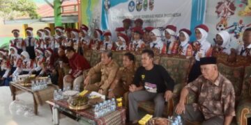 Ratusan Siswa SMPN 1 Dua Pitue Terima Beasiswa PIP, Bupati Sidrap Ingatkan Orang Tua