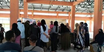 Relokasi Pasar Wekke’e di Bacukiki, Warga Antre Menunggu Nomor Undian