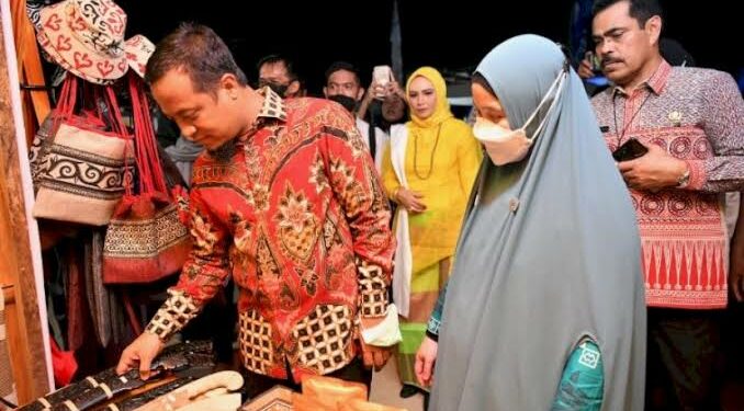 Fasilitasi sertifikasi  menjadi salah satu program prioritas Gubernur Sulsel, Andi Sudirman Sulaiman untuk meningkatkan kualitas dan kuantitas produk UMKM