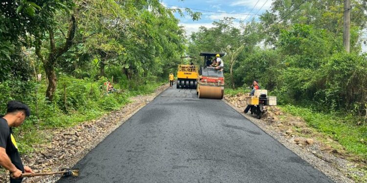 Akses jalan menuju wisata Batu Manrusu di Desa Belapunranga, Kecamatan Parangloe, Kabupaten Gowa, sebentar lagi rampung