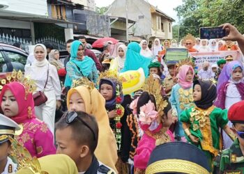 Lepas Pawai 61 TK/RA se-Parepare, Erna Rasyid Taufan Harap Tanamkan Jiwa  Solidaritas Siswa