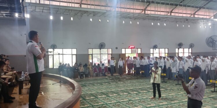 Suasana kegiatan Kobra Part 2 yang dipusatkan di Aula SMKN 2 Makassar. Kegiatan paskibra itu berakhir hari ini, Sabtu (25/2/2023)